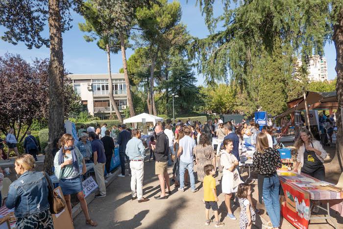 beaucoup de monde a La France à madrid