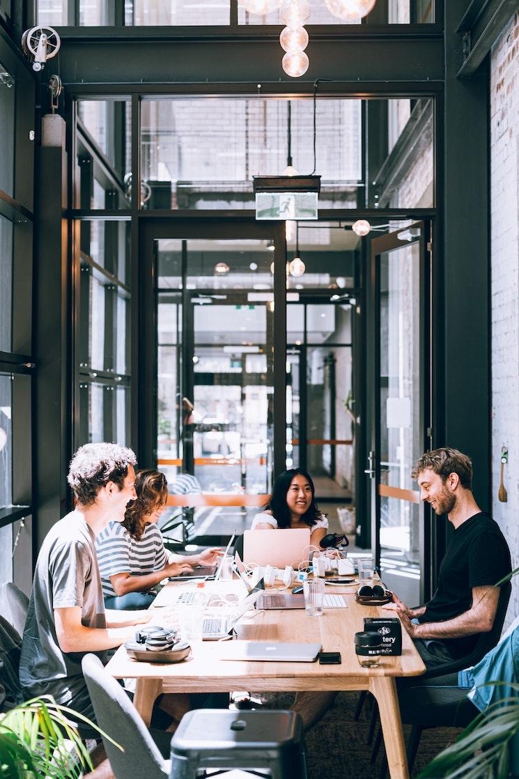 Les petits espaces conviviaux remplacent l'open space