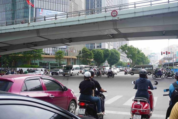 Traffic Hanoi