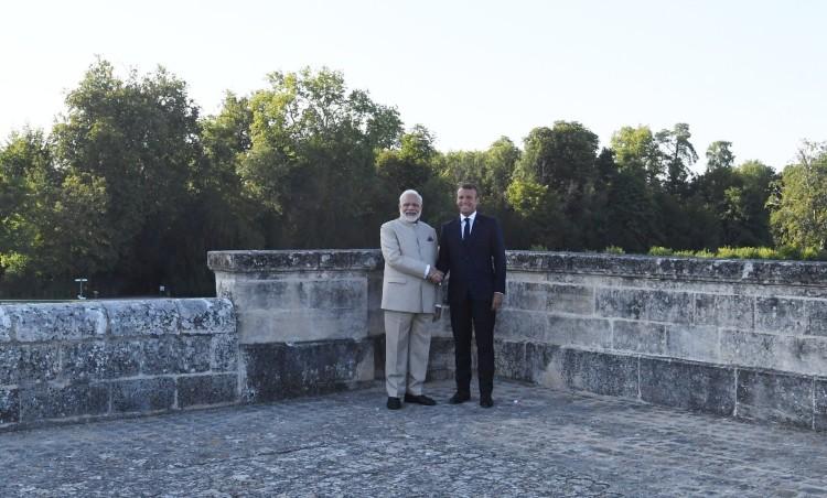 Macron Modi France 2019