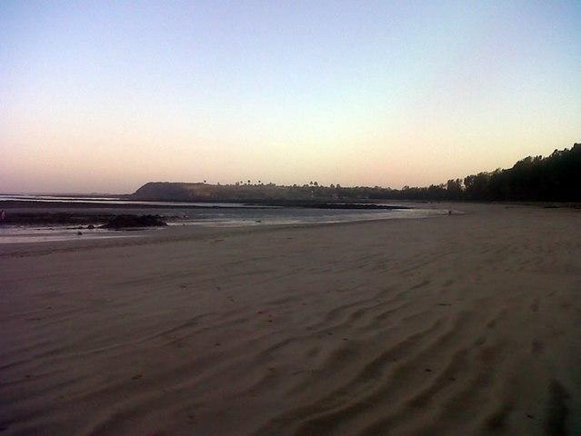 La plage de Manori au nord de Mumbai