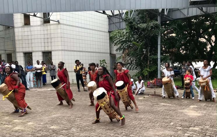 Racine d'Afrique, pour l'ouverture du Festival Mantsina sur Scène, à Brazzaville