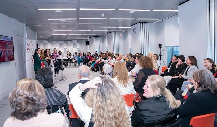 salle de conférence de mujeres avenir