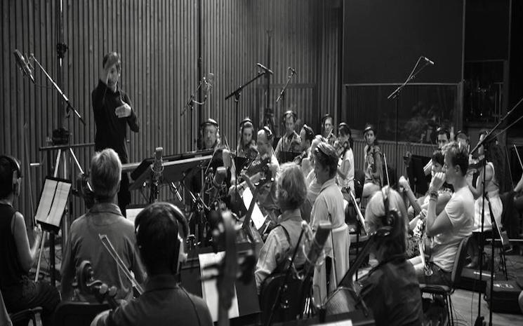 Nicolas Errèra avec un orchestre. © Nicolas Errèra