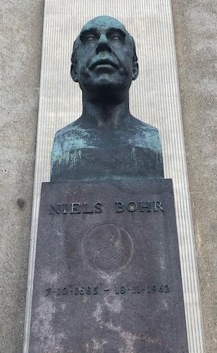 Buste de Niels Bohr à Copenhague 