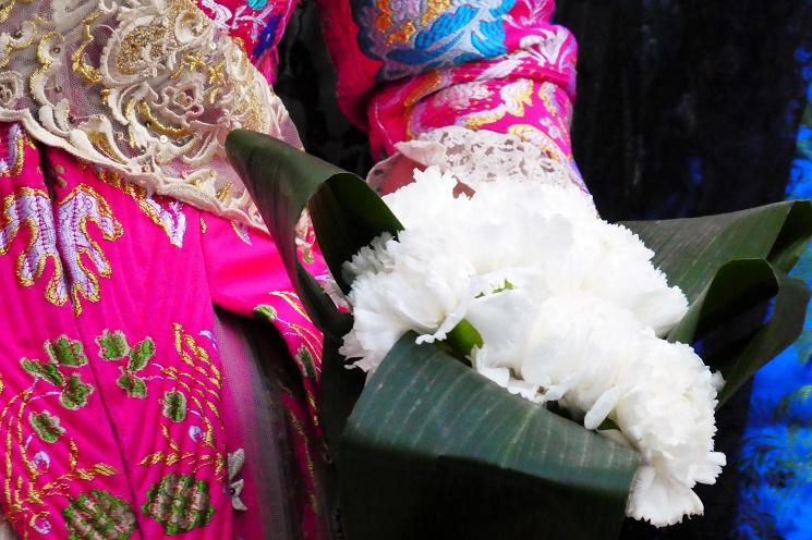 Un bouquet de fleurs d'une fallera qui composera le manteau de la Vierge