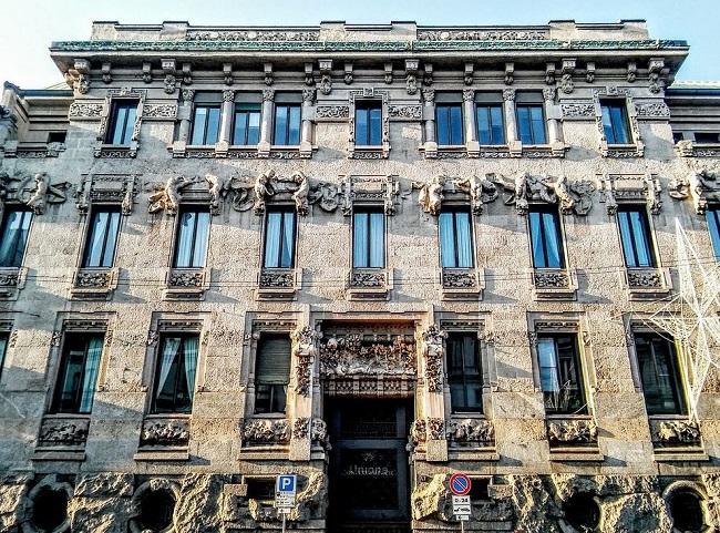 Art nouveau milan