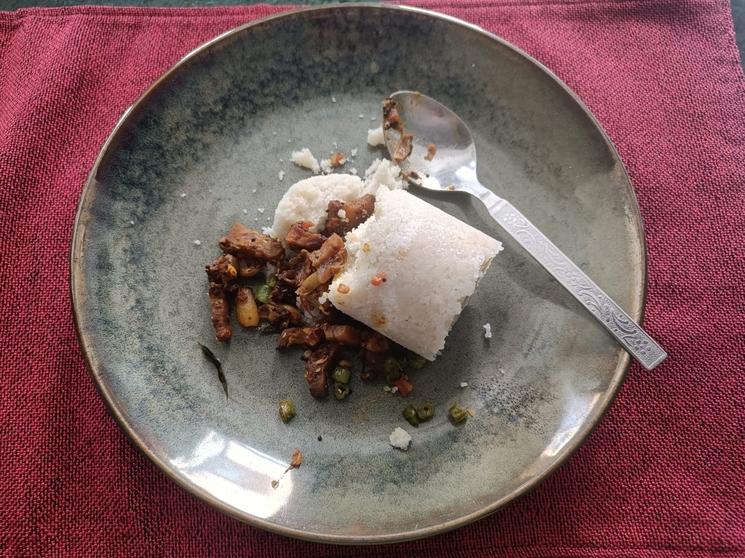 le puttu, petit déjeuner typique de l'Inde du Sud