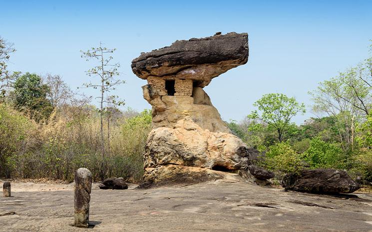 Vue d'une partie du site historique de Phu Phrabat en Thailande