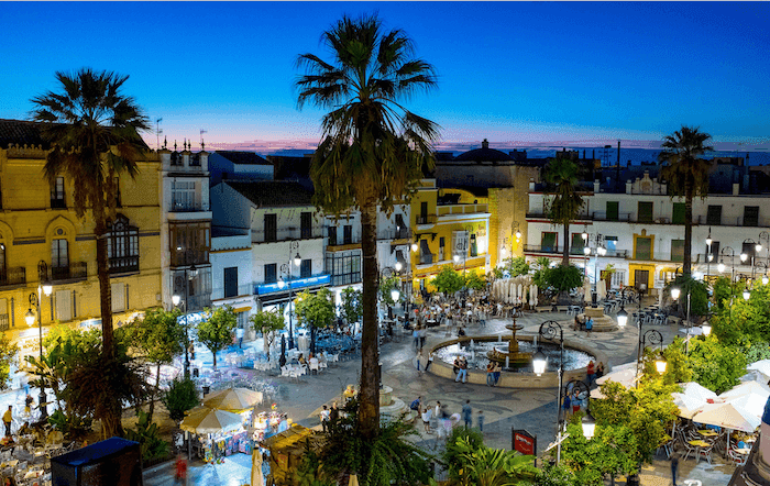 Place cabildo avec du monde