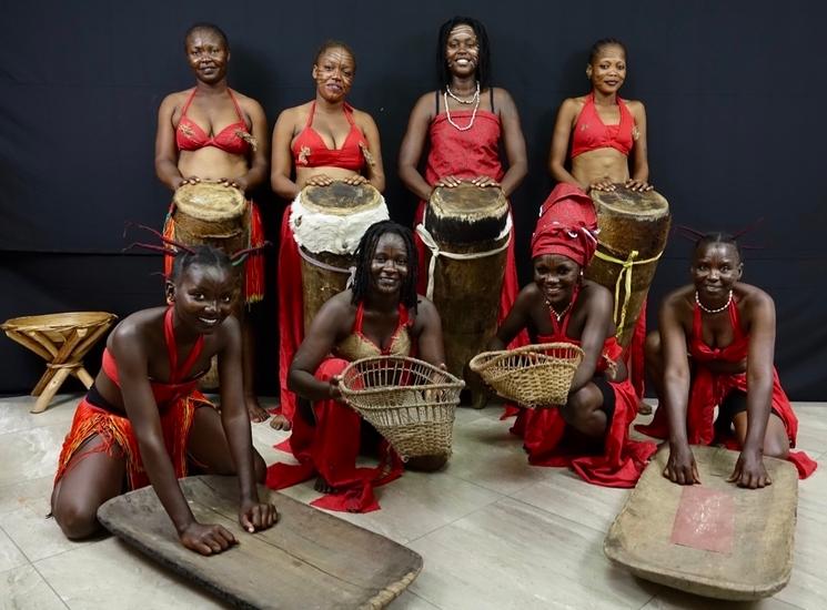 Les femmes artistes de Racine d'Afrique