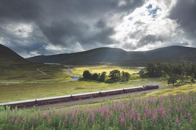 Le train Royal Scostman en Écosse