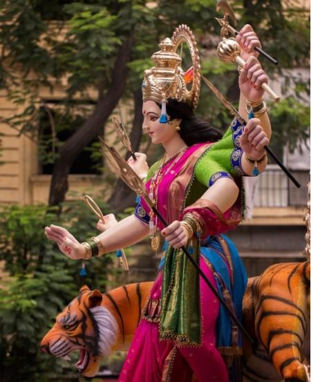 Navratri couleurs 2019 Shiva Durga