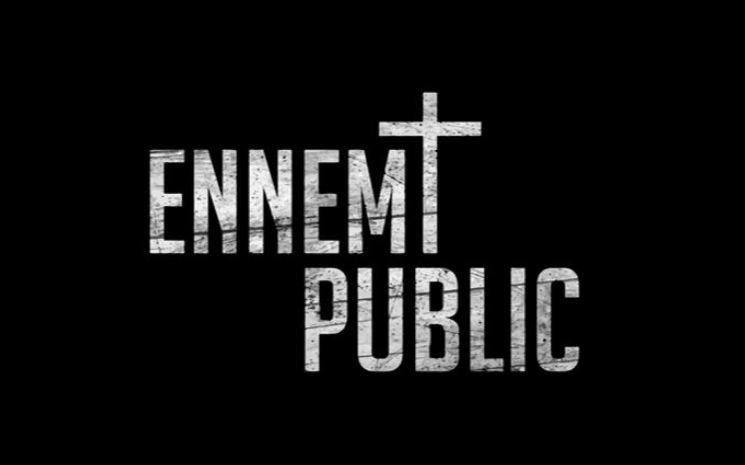 Titre de la série Ennemi Public sur fond noir