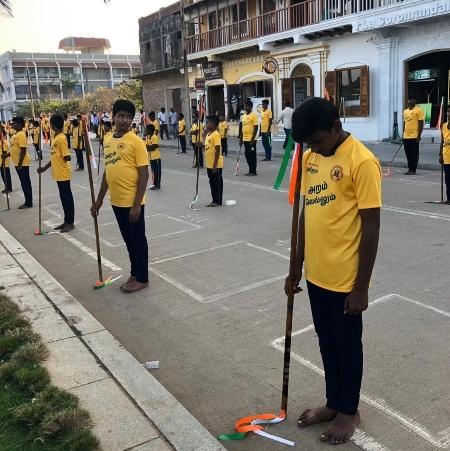 Demonstration de Silambam à Pondichéry