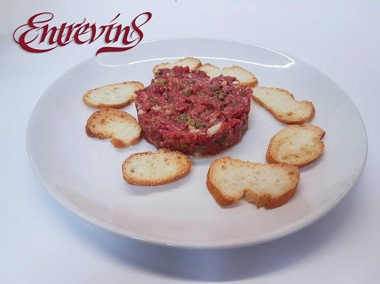 Le steak tartare du restaurant Entrevins àa Valencia