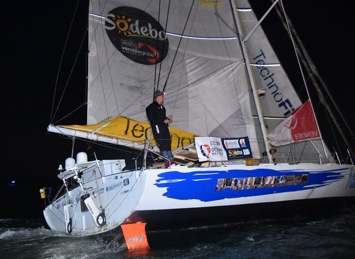 Vendée Globe 2016-2017 avec son bateau Faceocean