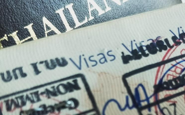 Passeport francais avec visa pour la Thailande