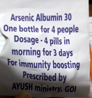 sachet d'arsenic homeopathique distribue aux Indiens