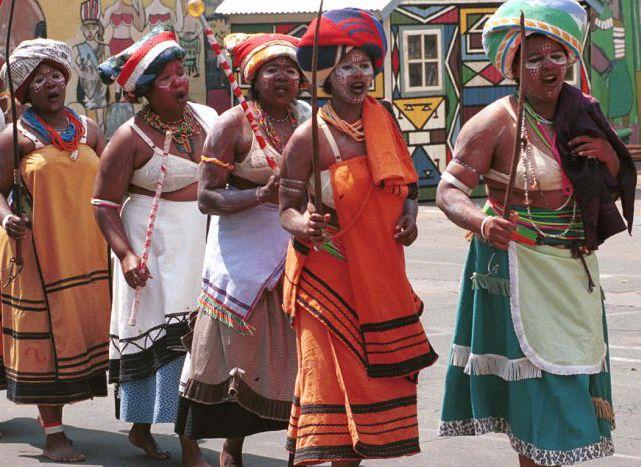 xhosa ladies, wild coast, eastern cape, transkei, tourisme, south africa, afrique du sud, province, surf, sauvage