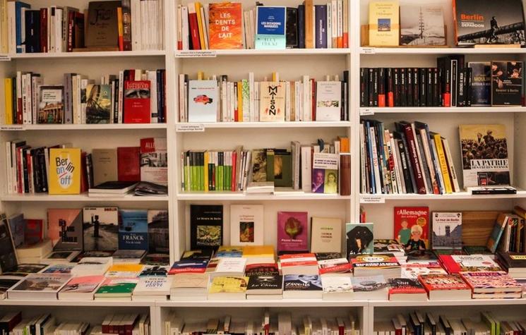 L'intérieur de la Librairie Zadig