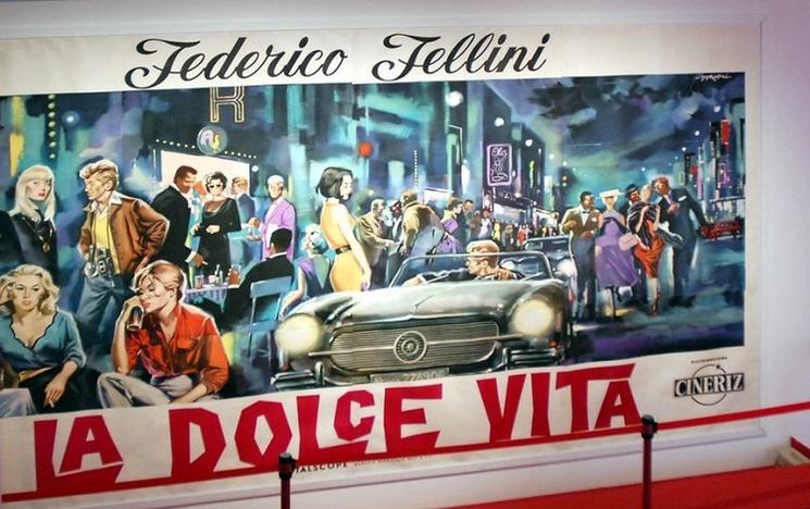 affiche du film la dolce vita de federico  fellini