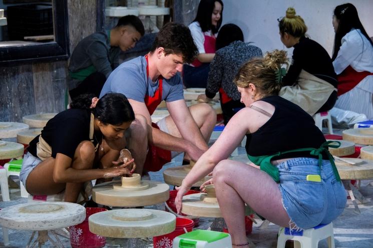 Atelier de poterie à Hanoi 