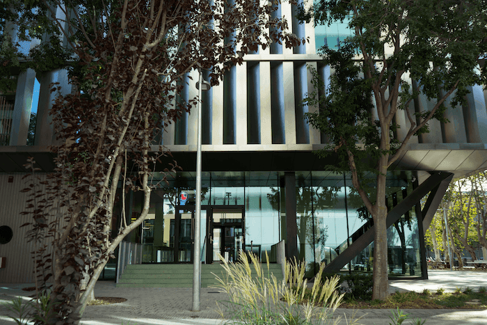 entrée de lci education à barcelone