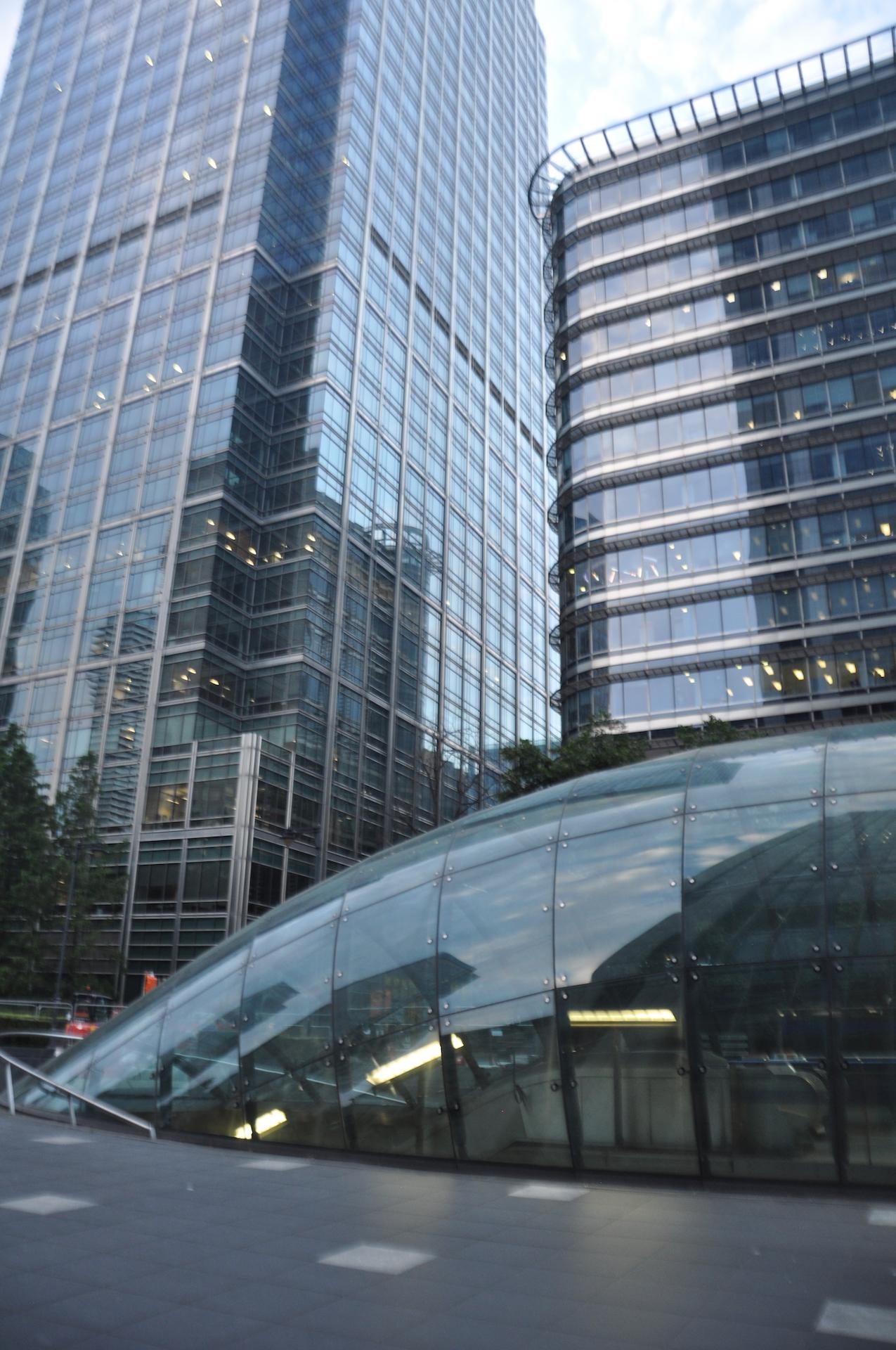 canary wharf building affaires