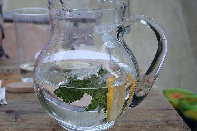 Une carafe d'eau en Allemagne