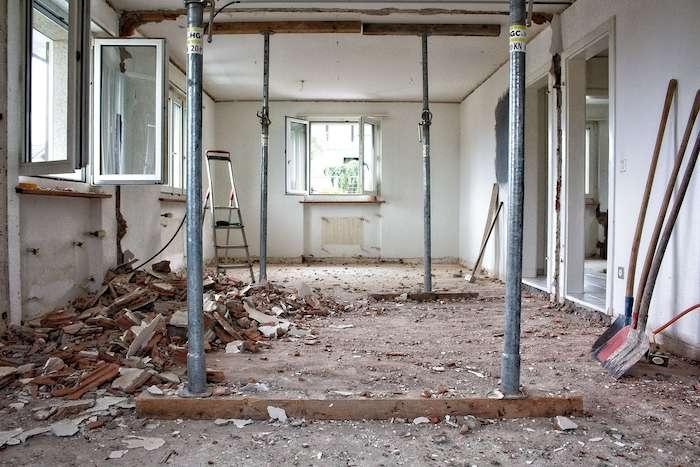 une maison en chantier en espagne