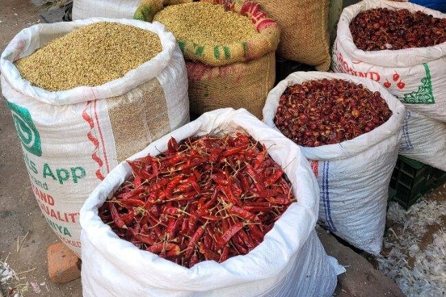 Chilli and dry beans. Photo : Fabienne