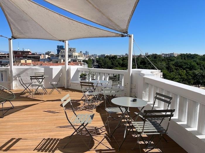 Terrasse de Comet meetings avec vue sur le Retiro à madrid