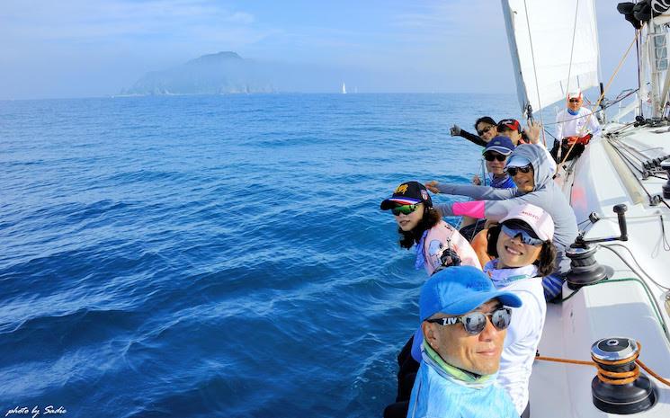 concurrents de la beneteau cup hong kong sur un voilier