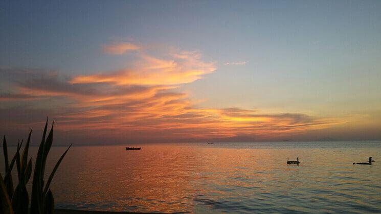 couché de soleil sur le Tonlé Sap