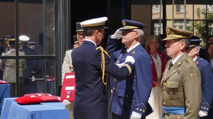 décoration ceremonie 8 mai 45 madrid