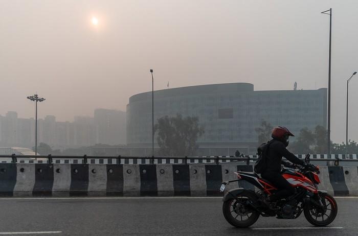 Le ciel pollué de Delhi en hiver