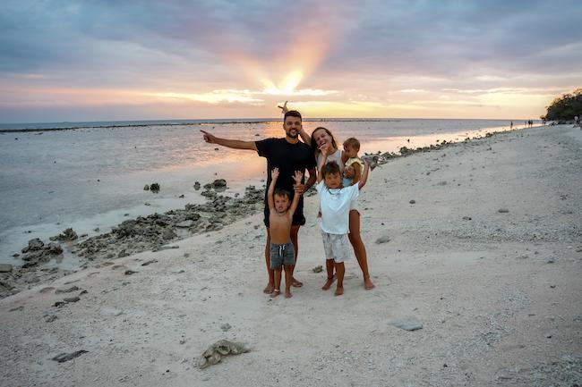 Kévin, Anaïs, Raphaël, Tom et Victor aux îles Gili 