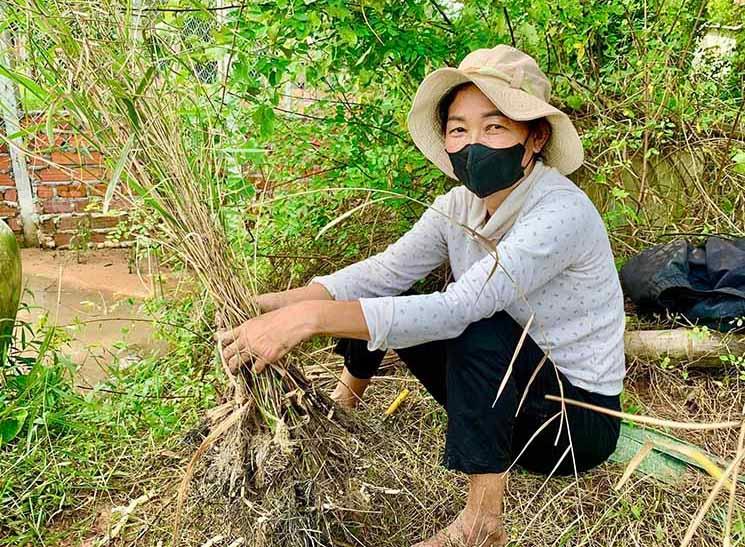 femme avec du riz agrisud