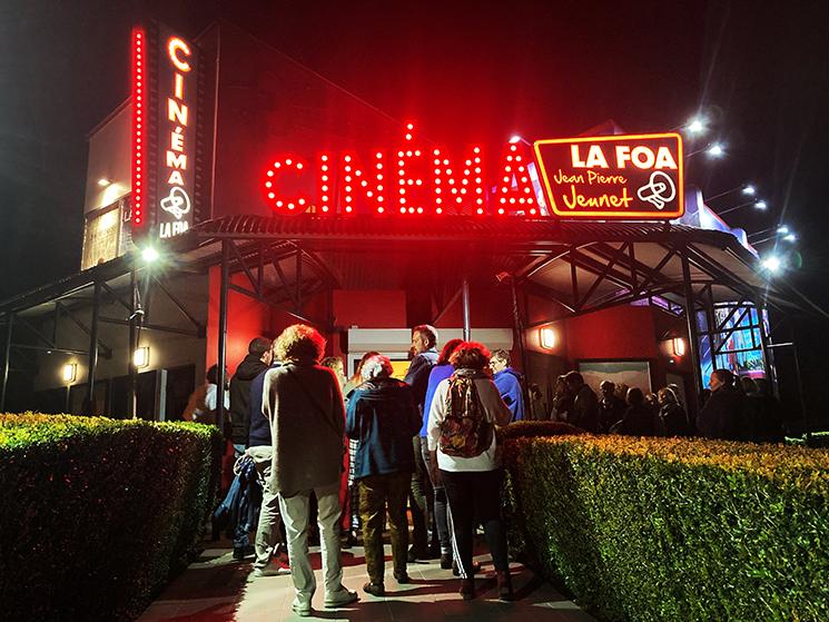 file d attente au cinéma Jean Jeunet festival cinema La Foa