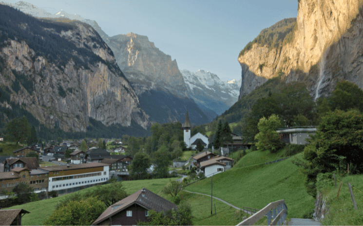 la suisse est la première destination pour les expatriés français