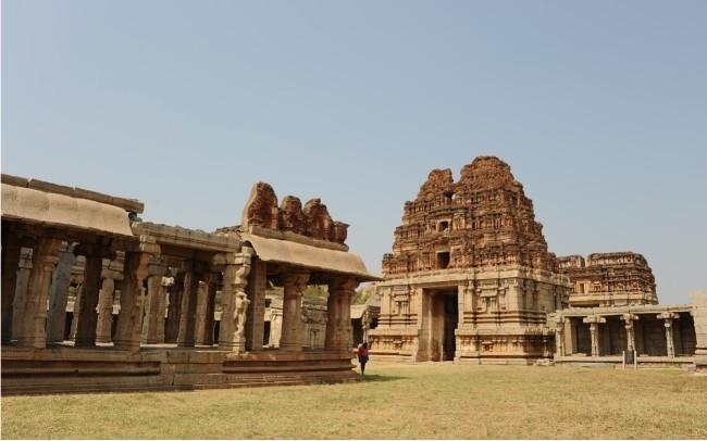 Vestiges de la ville royale à Hampi en Inde