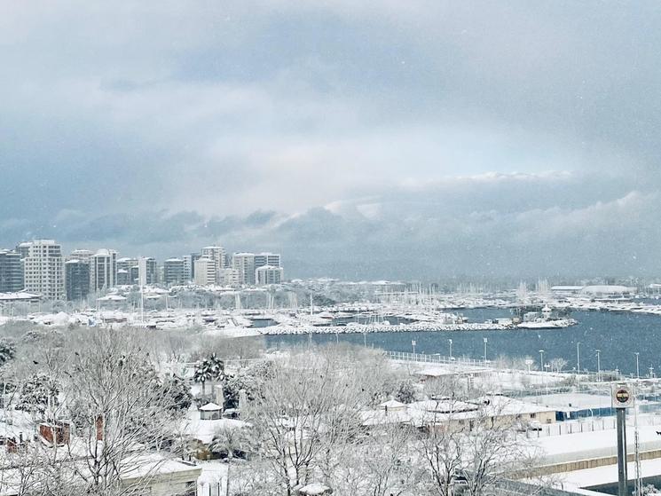 Istanbul neige 2021 février