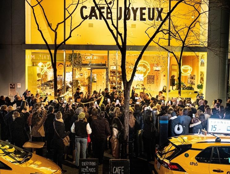 inauguration du café joyeux à New York 