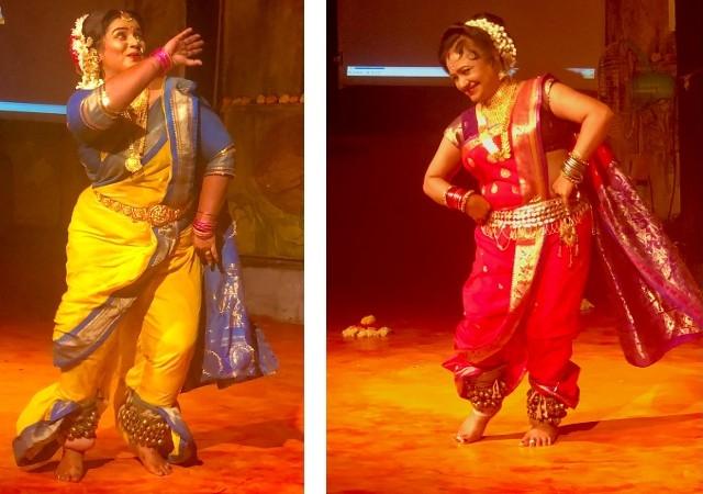 Les danseuses de Lavani sur la scène de l'Indianostrum Theatre