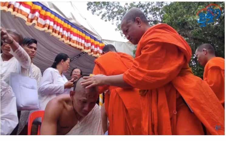 l'ordination des jeunes hommes