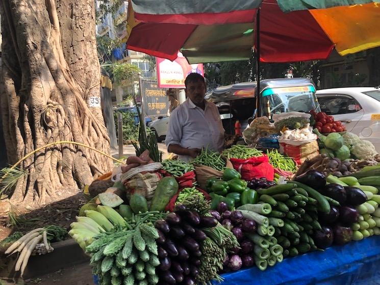 Marchand de légumes à Mumbai