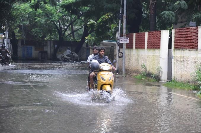 Une rue inondée à Chennai en novembre 2021