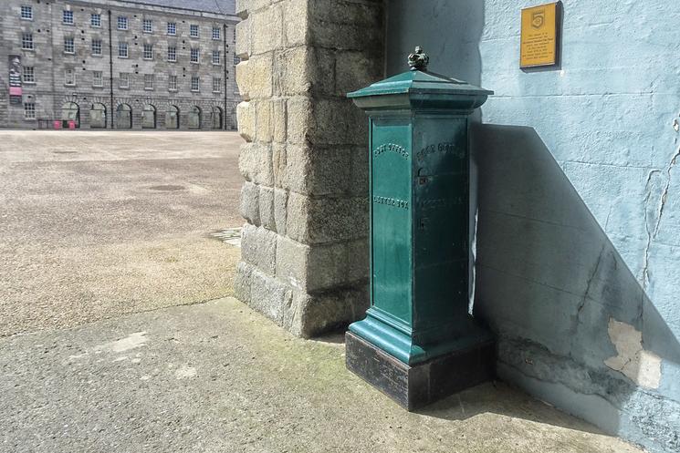 pillarbox dublin Irlande verte 