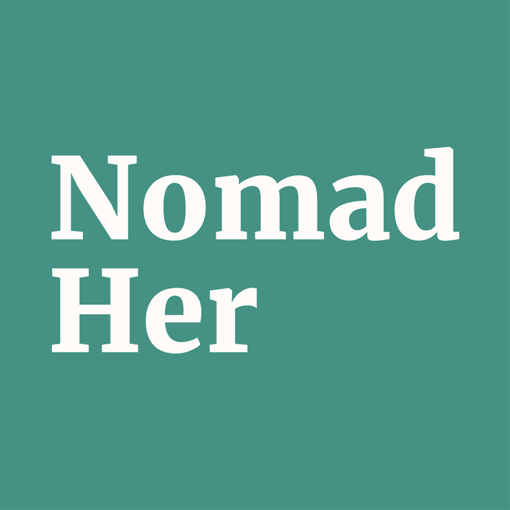 Logo de NomadHer sur fond vert